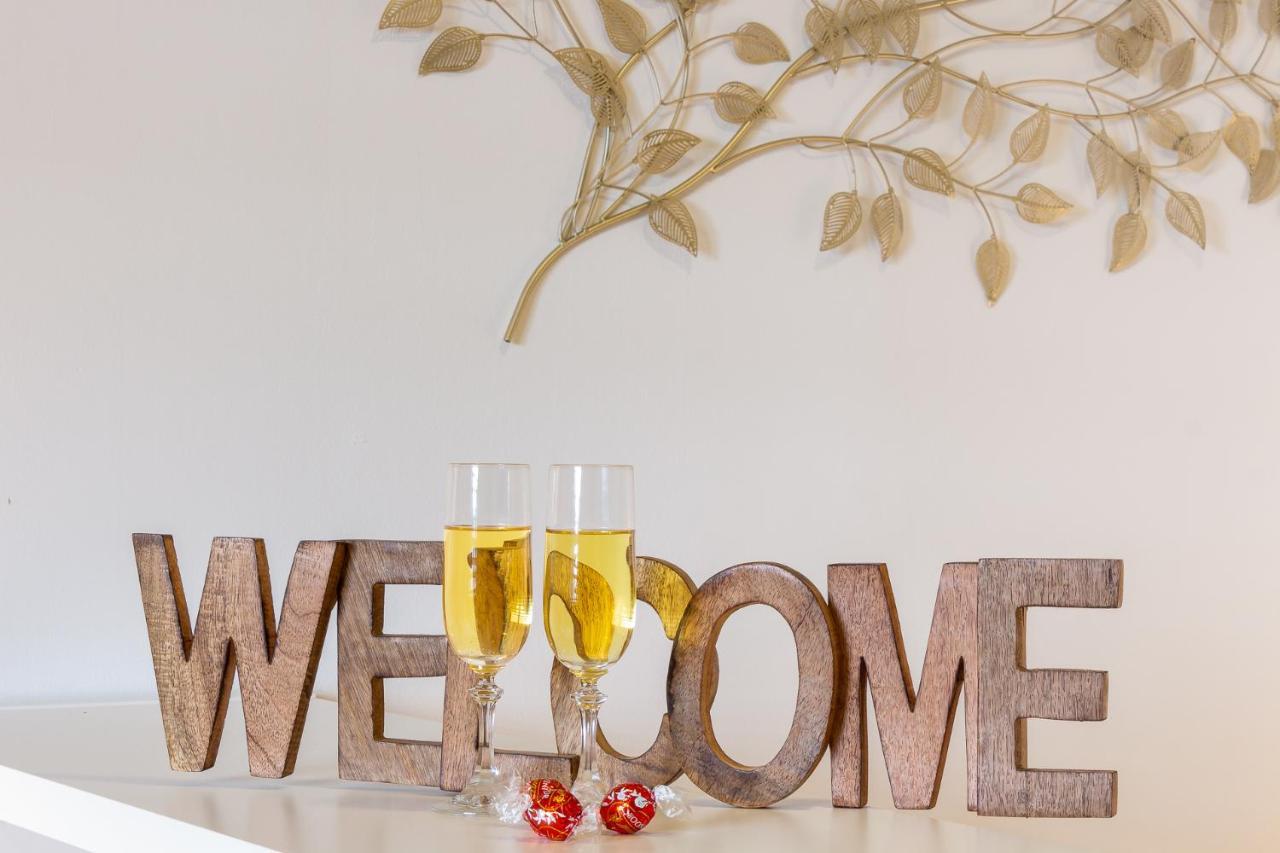 Apartamento Welcome Malaga Luaran gambar
