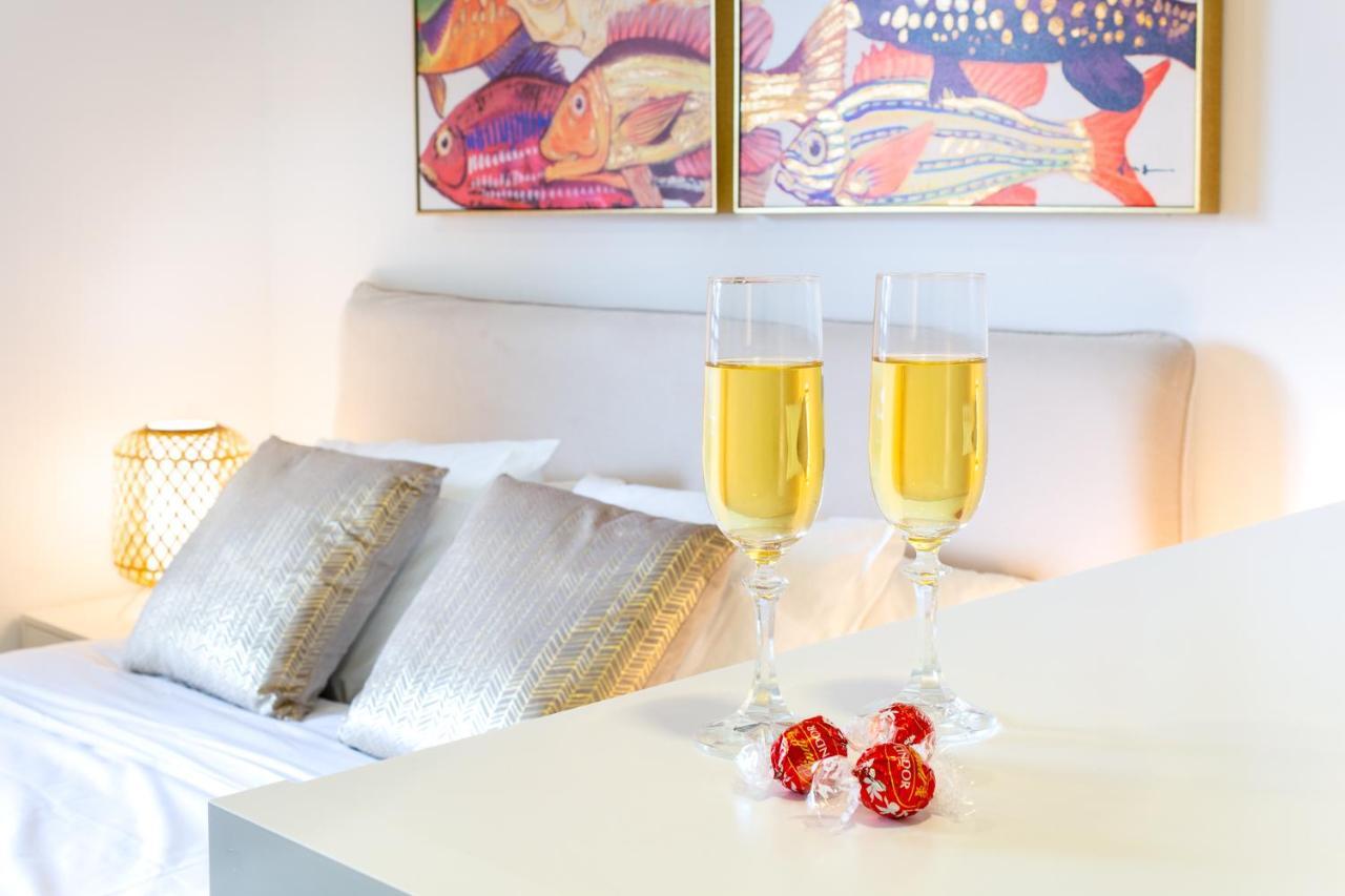 Apartamento Welcome Malaga Luaran gambar